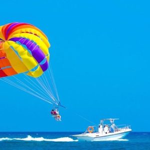 Parasailing Fly